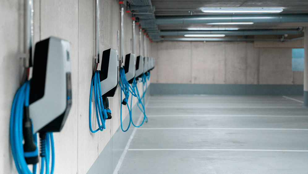 blog-Guía para instalar un punto de recarga en comunidades de vecinos-poster