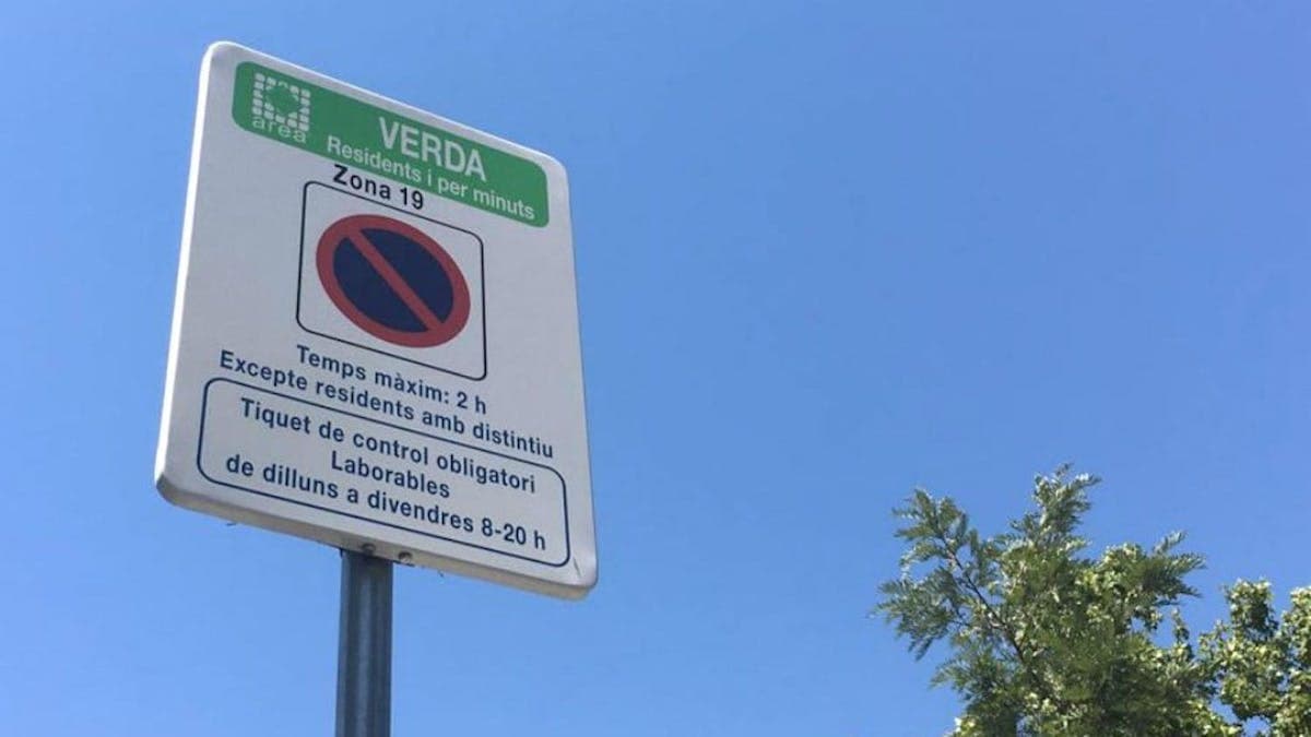 blog-¿Los coches eléctricos pagan zona verde? 2025-poster